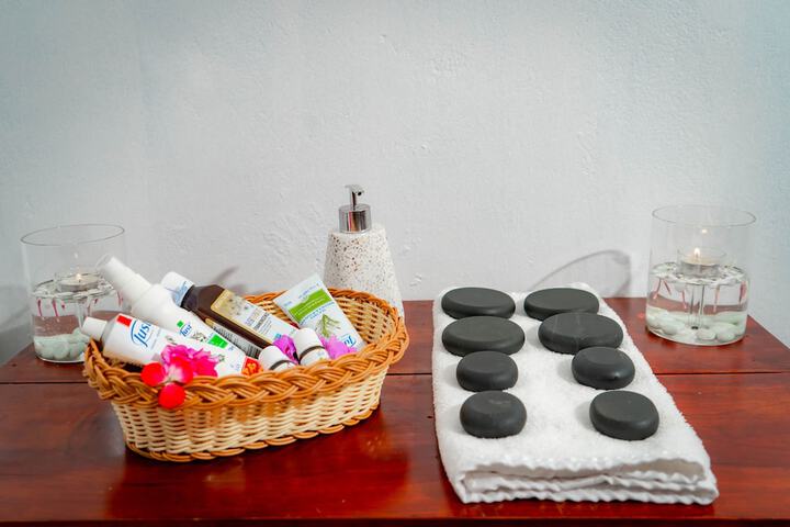 Massage in accommodation
