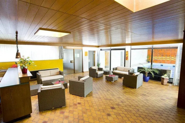 LANDHOTEL LOEWEN