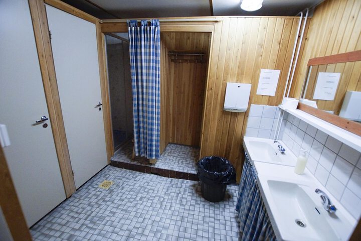 Room 38 of 72