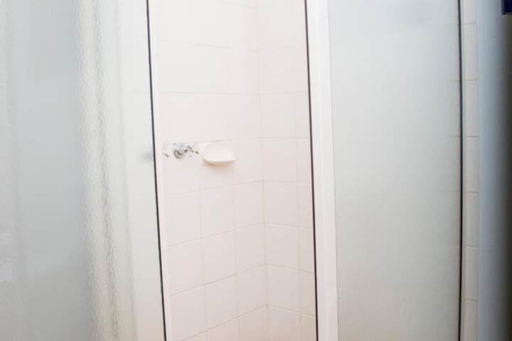 Room 33 of 49