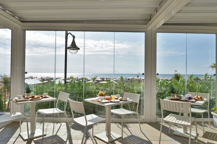Terrace/Patio 31 of 32