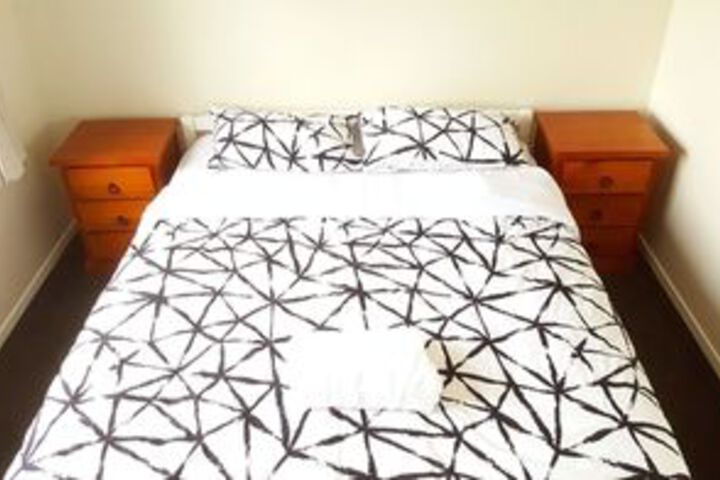 Room 14 of 28
