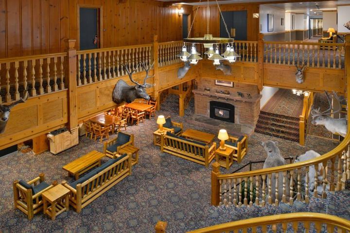 Lobby Photos