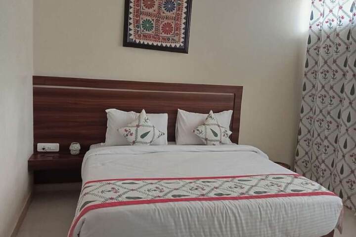 Room 3 of 21