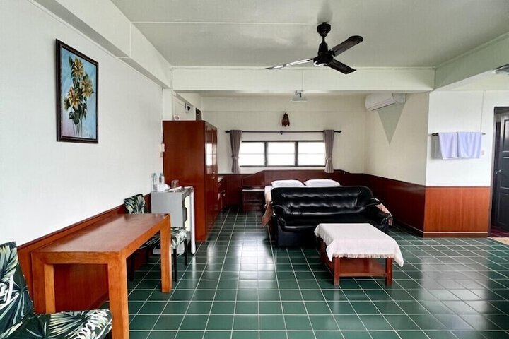 Room 27 of 54
