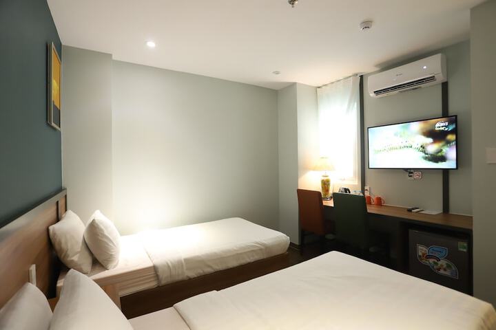 Room 10 of 45