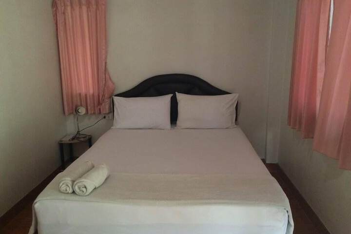 Room 18 of 21