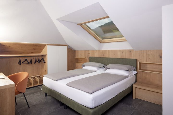 Room 21 of 73