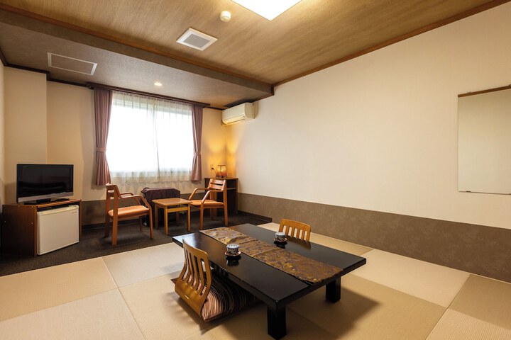 Room 6 of 55