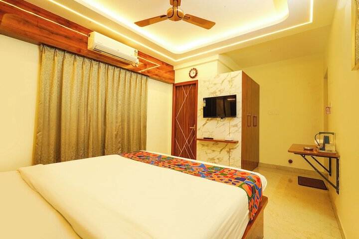 Room 16 of 39