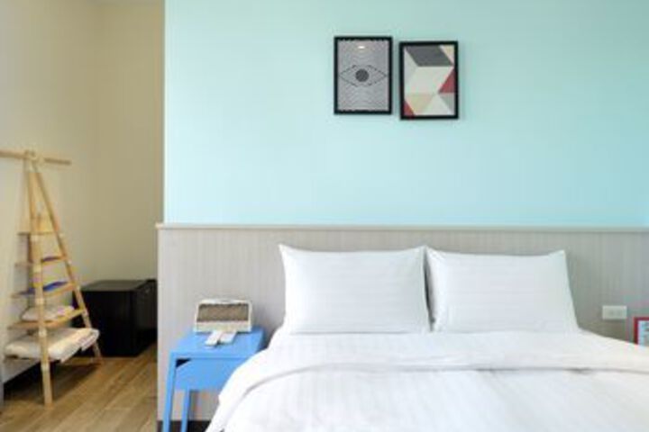 Room 34 of 37