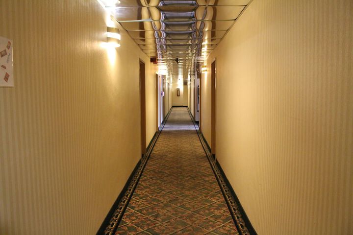 Ballroom/Hall 30 of 37