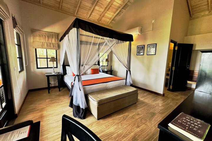 Room 8 of 95