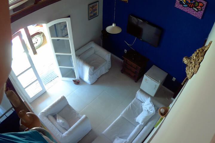 Room 12 of 39