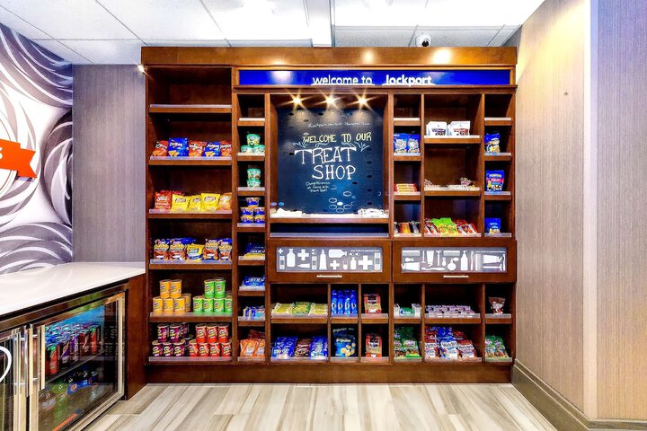 Snack bar