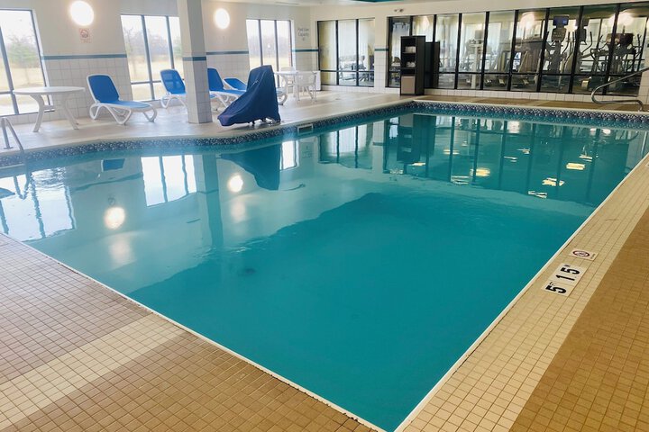 Pool Hotel