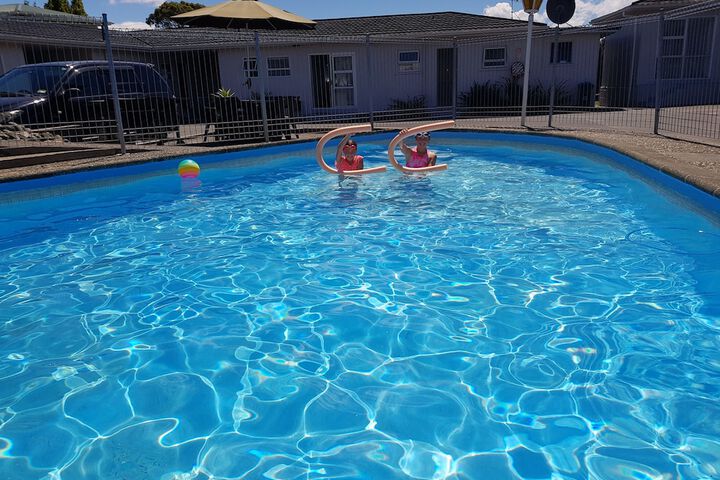 Pool 38 of 41