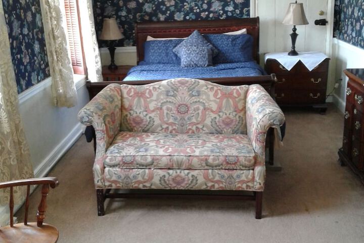 Room 12 of 42