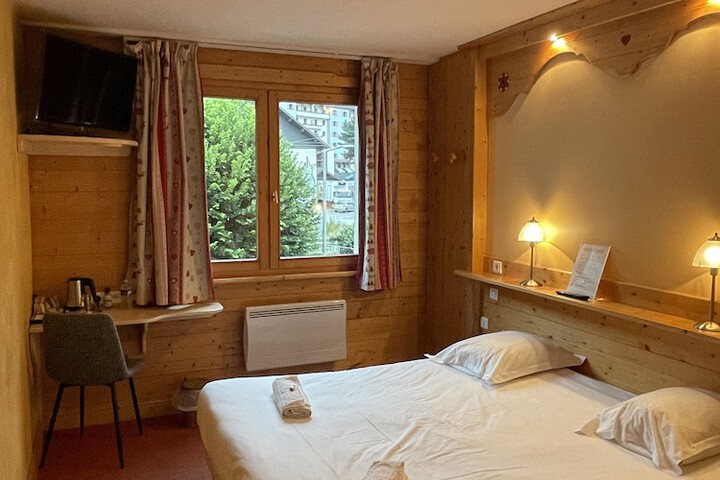 Room 20 of 39