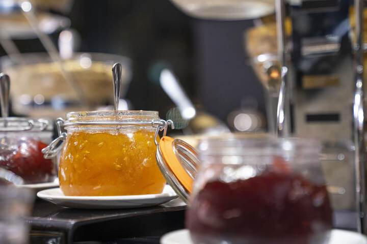 Breakfast/Coffee Service 71 of 131
