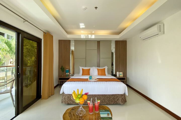 Room 7 of 34