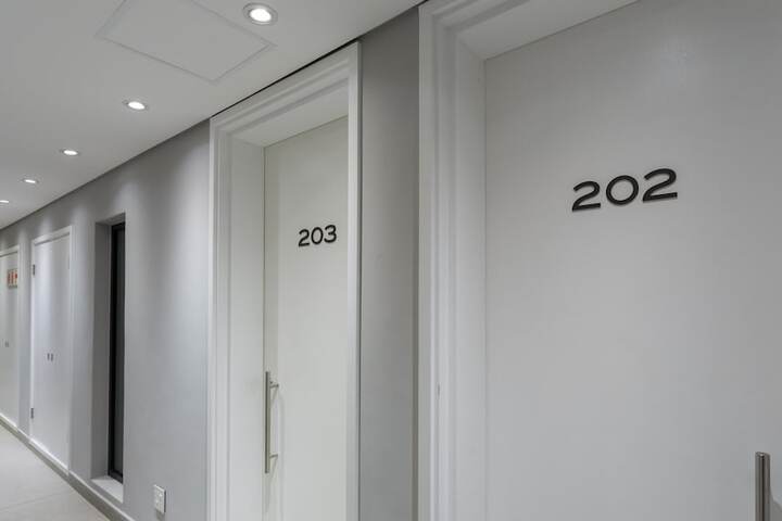 Ballroom/Hall 39 of 46