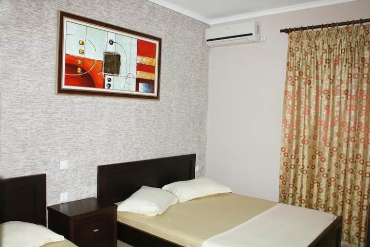 Room 17 of 51