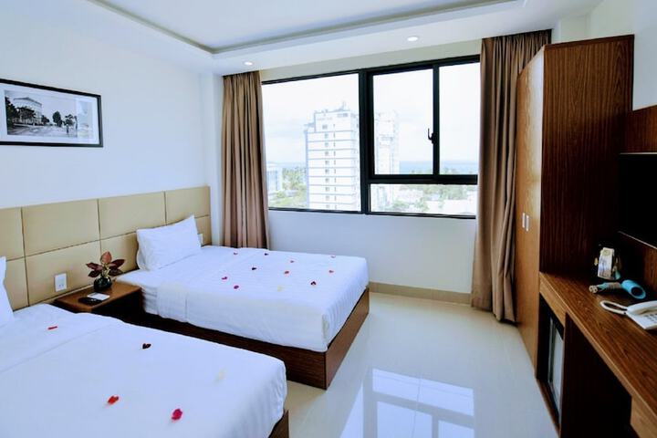 Room 13 of 46