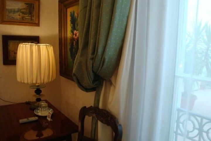 Room 24 of 41