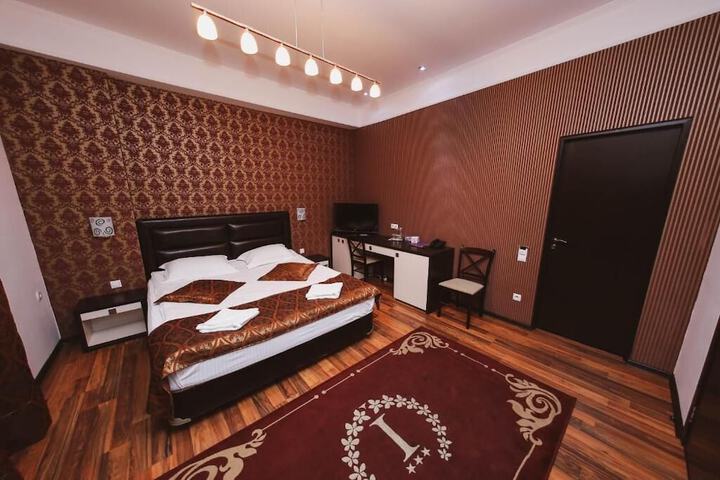 Room 21 of 58