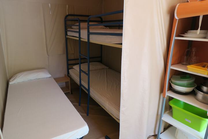 Room 7 of 35