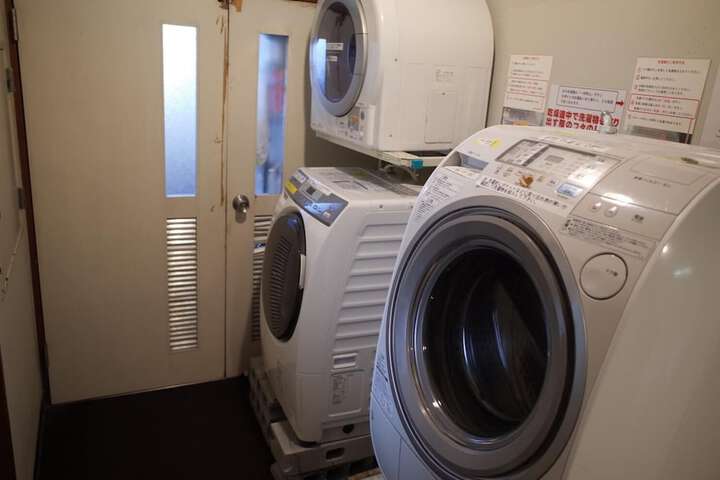 Laundry 13 of 28