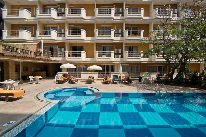 Hotel 107 of 111
