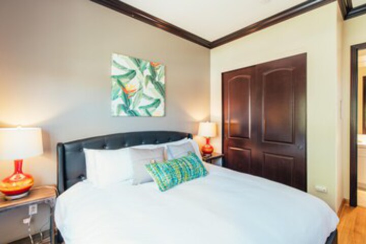  Sleeps 15!