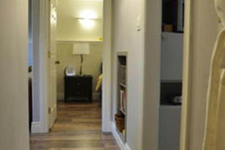 Room 15 of 28