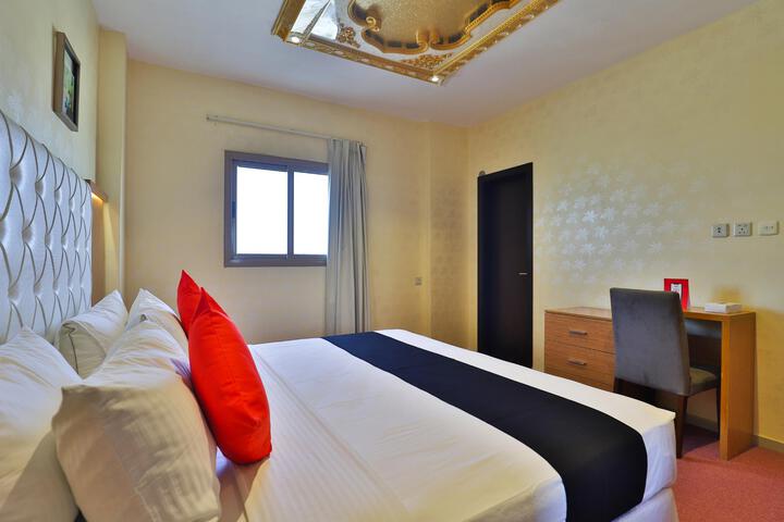 Room 17 of 22