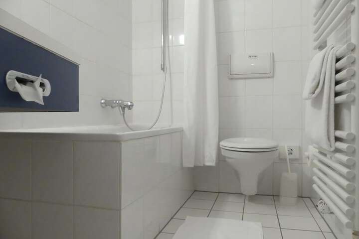 Room 65 of 72
