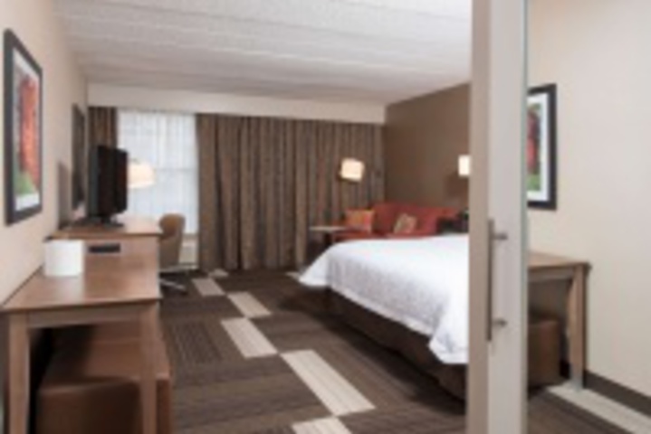 Room 341 of 372