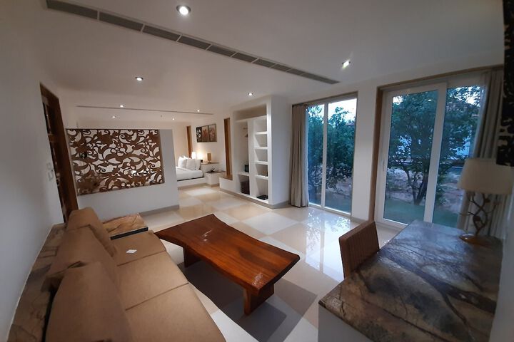 Room 12 of 45