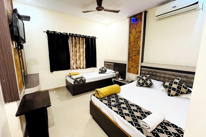 Room 14 of 21