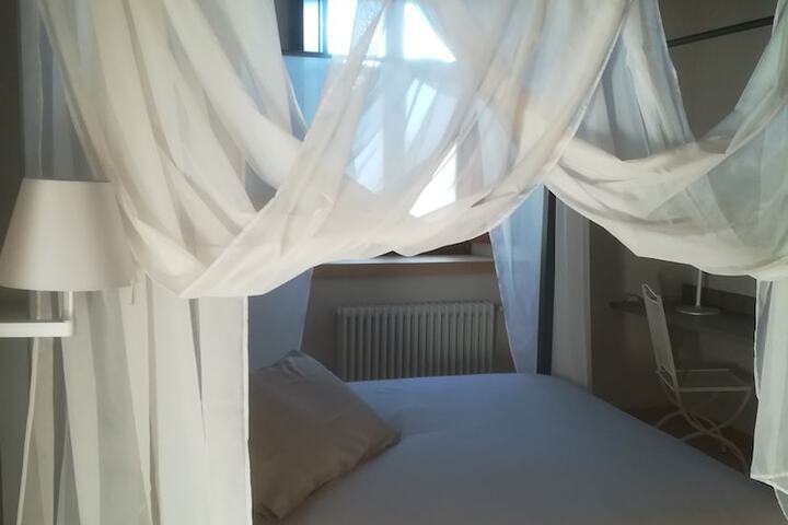 Room 16 of 58