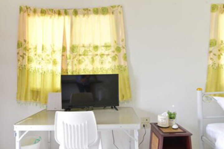 Room 18 of 23