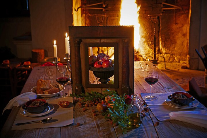 Dining 84 of 139