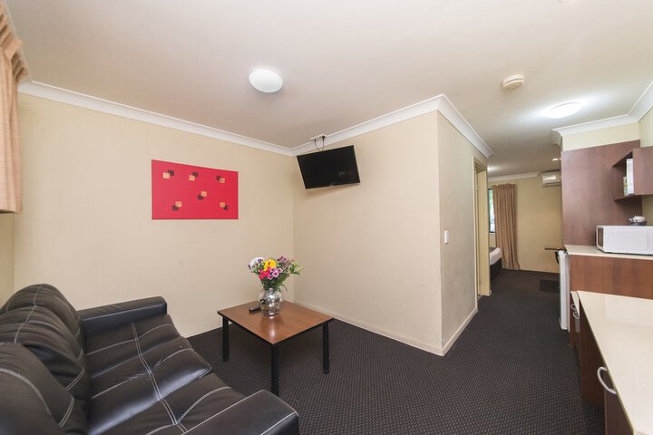 Room 48 of 73