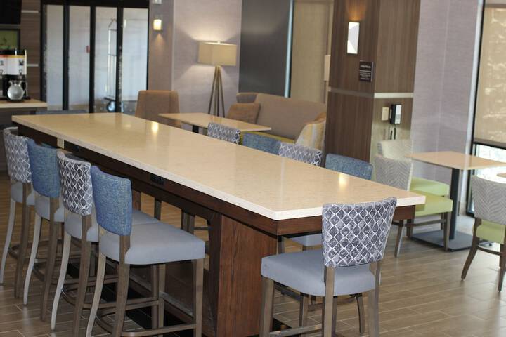 Breakfast area