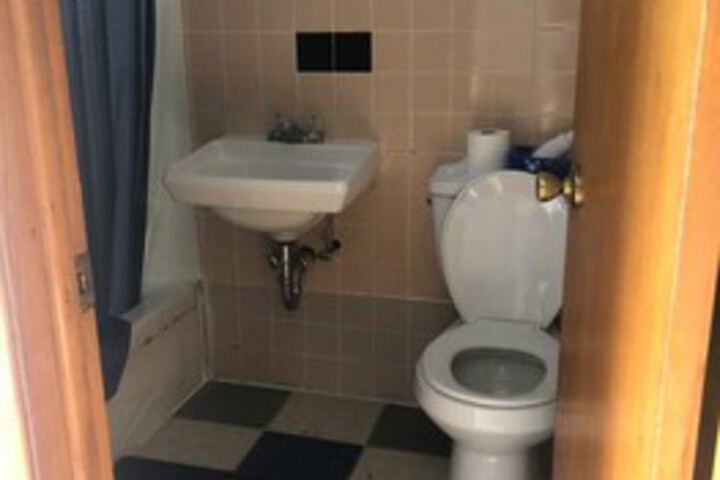Room 7 of 39