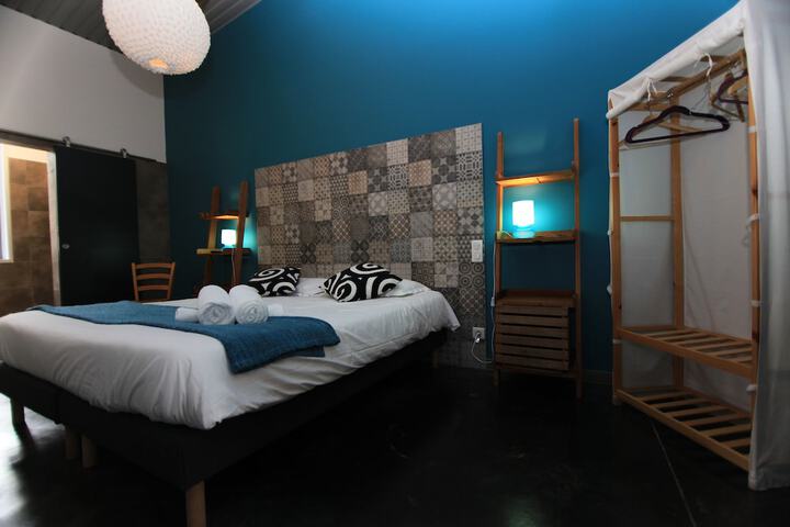 Room 30 of 39