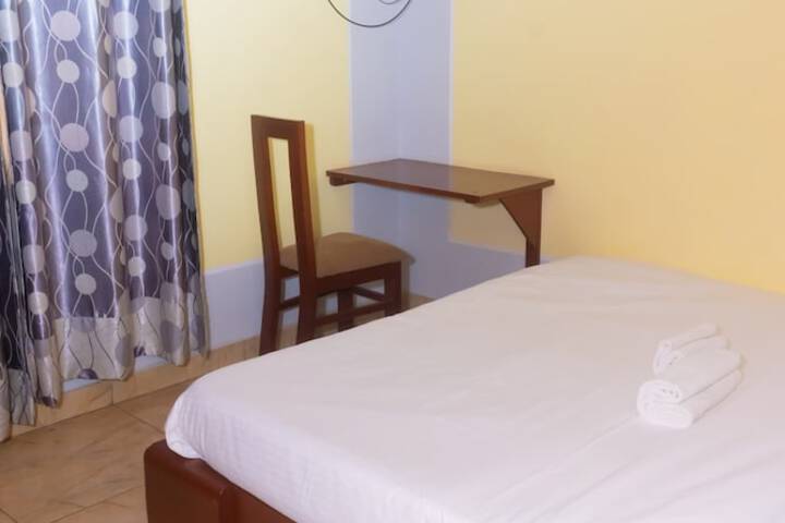 Room 25 of 101