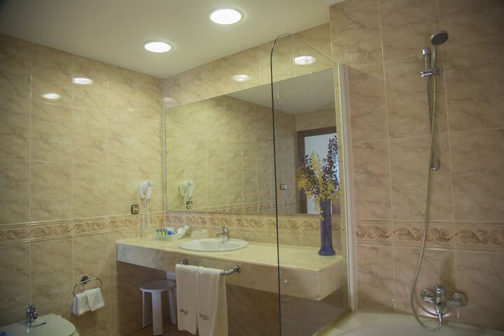 Bath Photo
