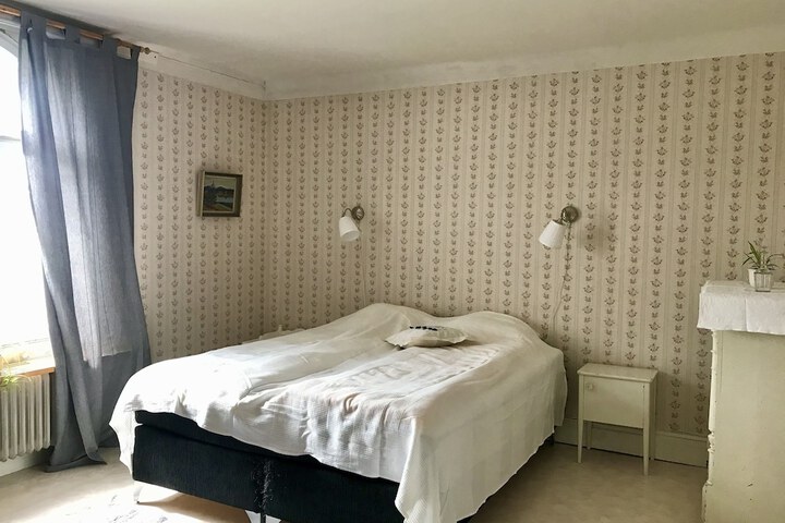 Room 26 of 26
